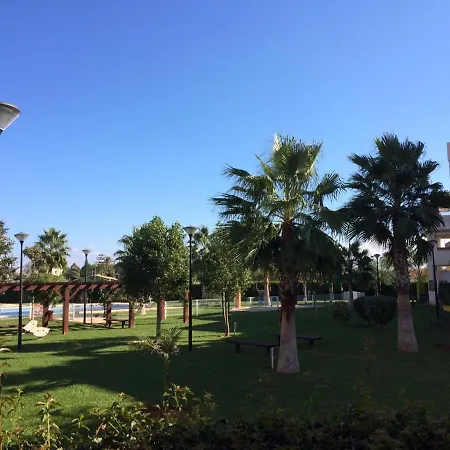 Planta Baja Playa Sol 2 *